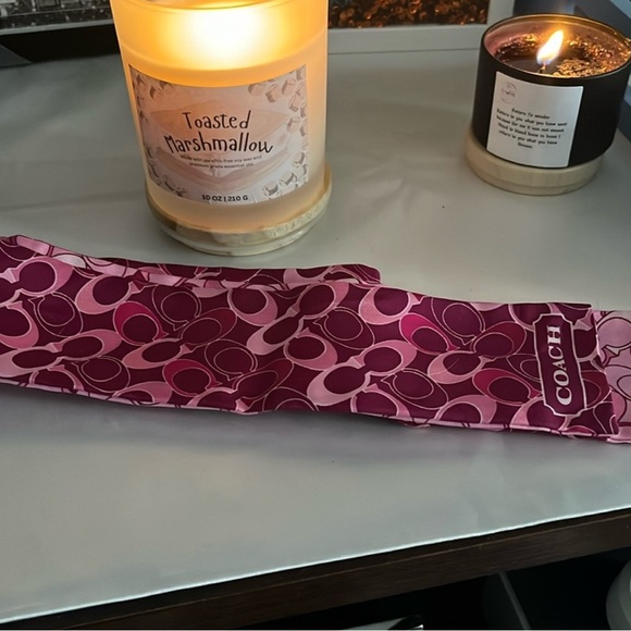 LOUIS VUITTON SMALL HAND BAG/ light yellow color comes with COA bundle - Picture 2 of 16